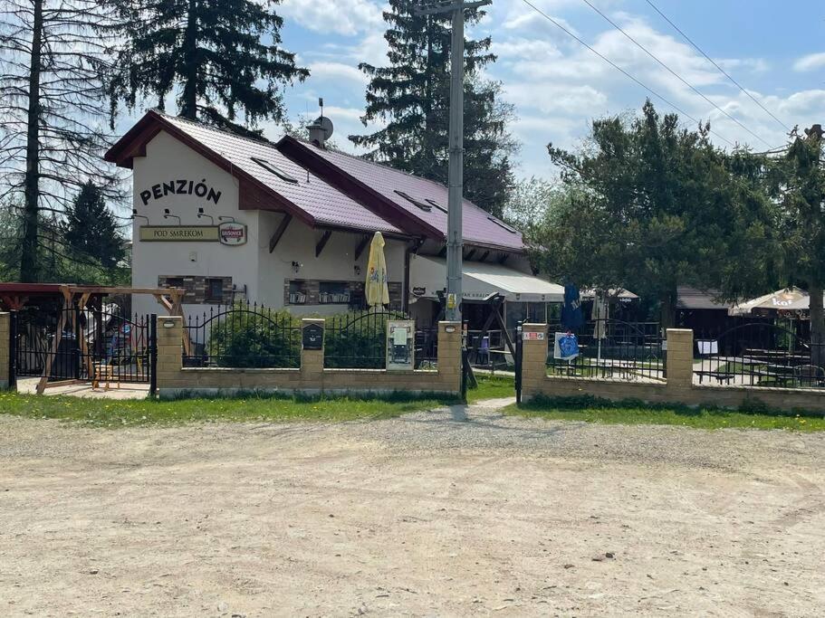 Izba Juliana V Penzione Pod Smrekom Martin Exteriér fotografie